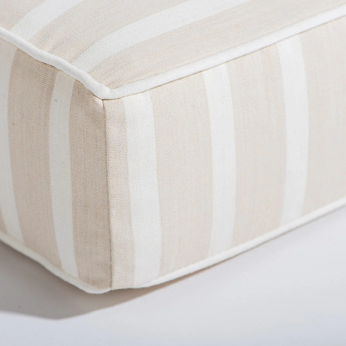 The Al Fresco Sun Lounger - Image 3