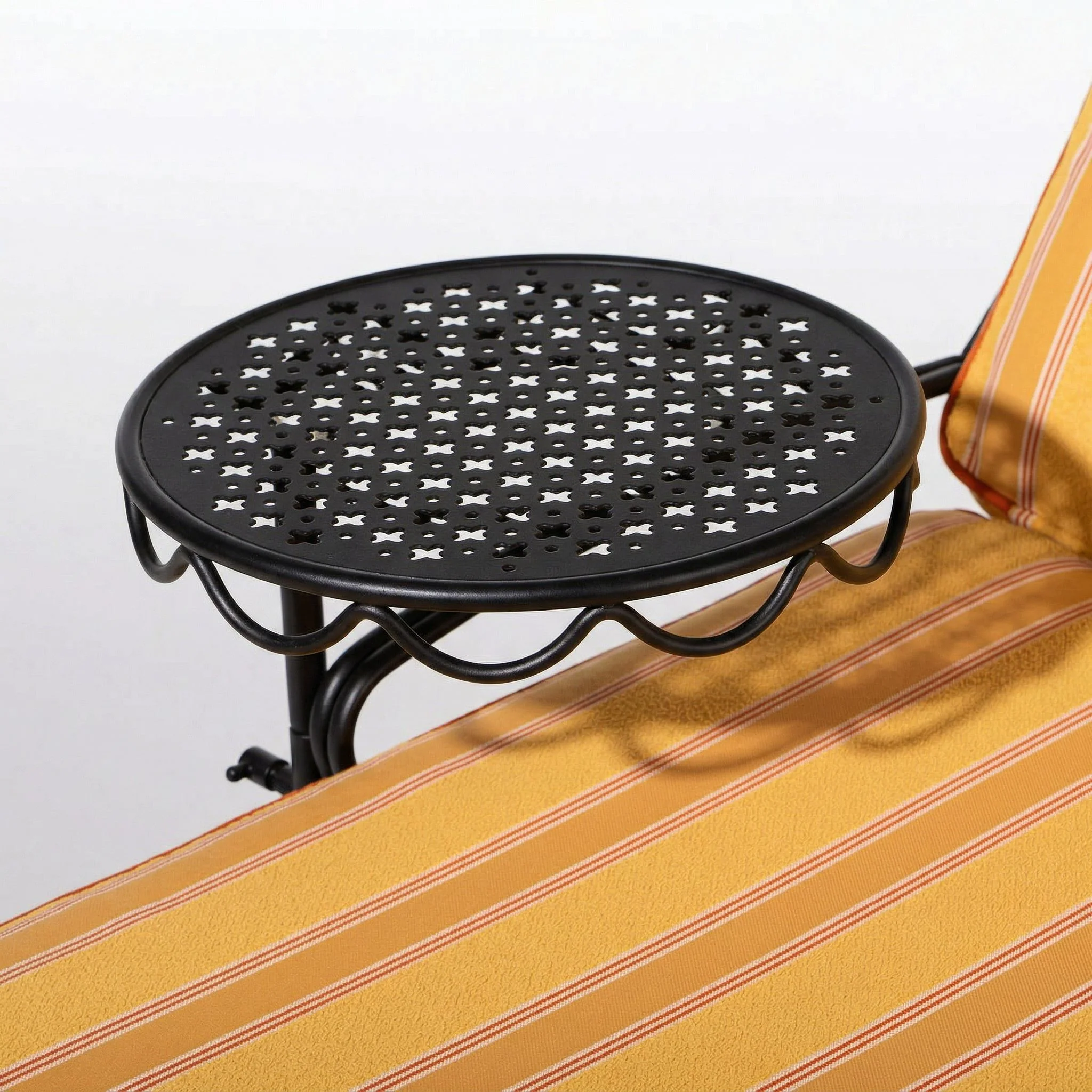 The Al Fresco Sun Lounger - Image 4