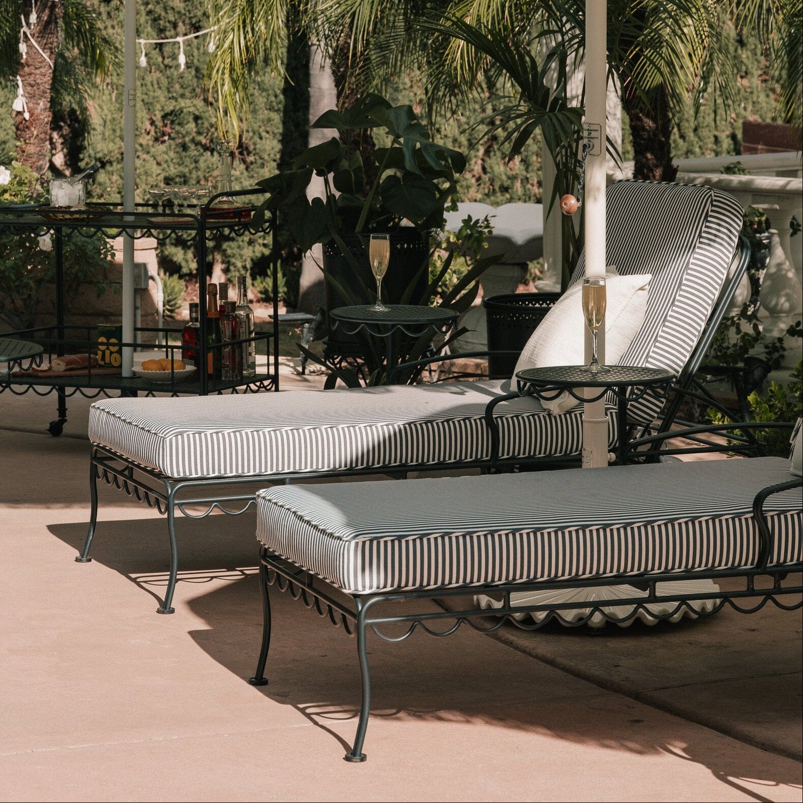 The Al Fresco Sun Lounger - Image 2