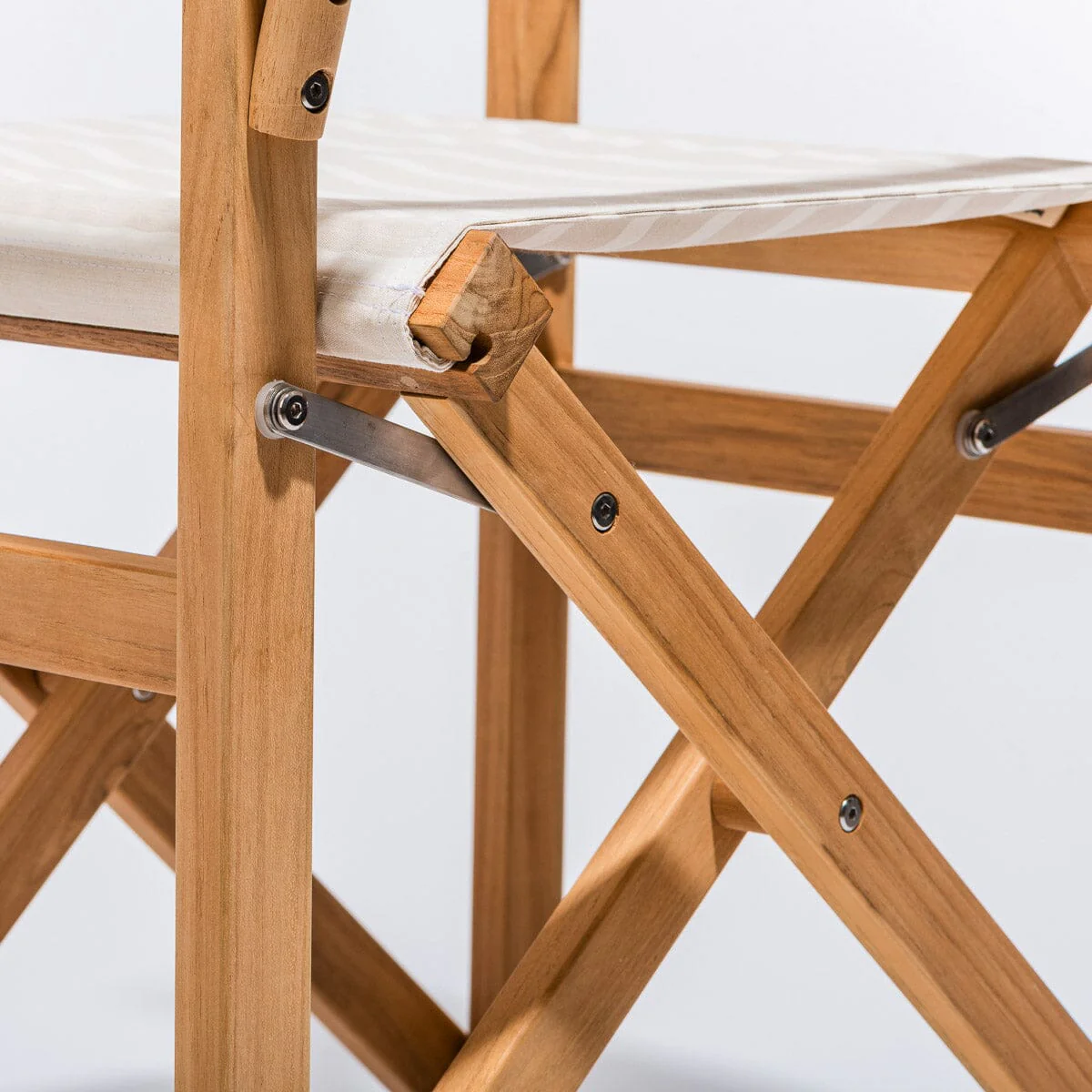 The Directors Chair - Image 5