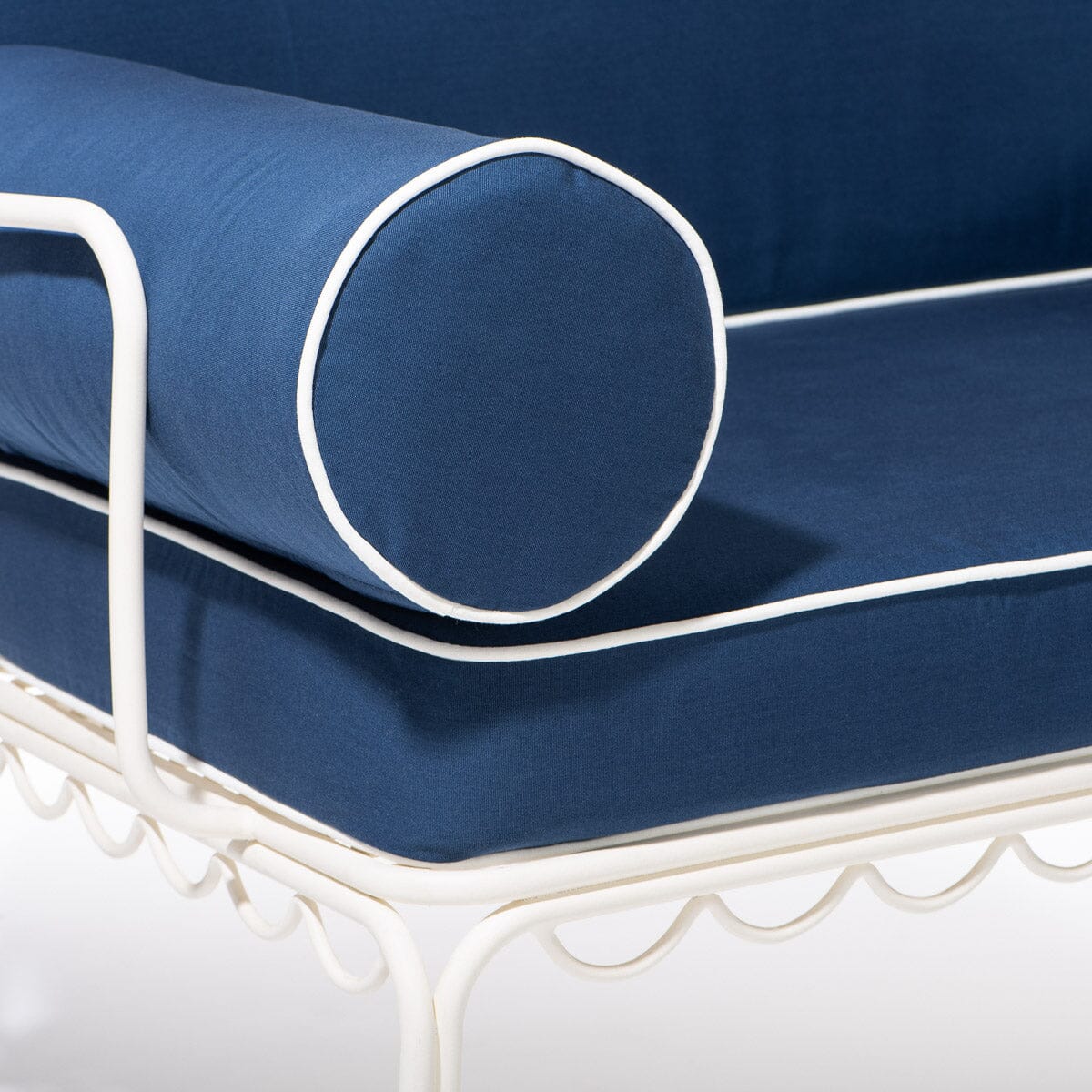 The Al Fresco Love Seat x Julia Berolzheimer - Image 3
