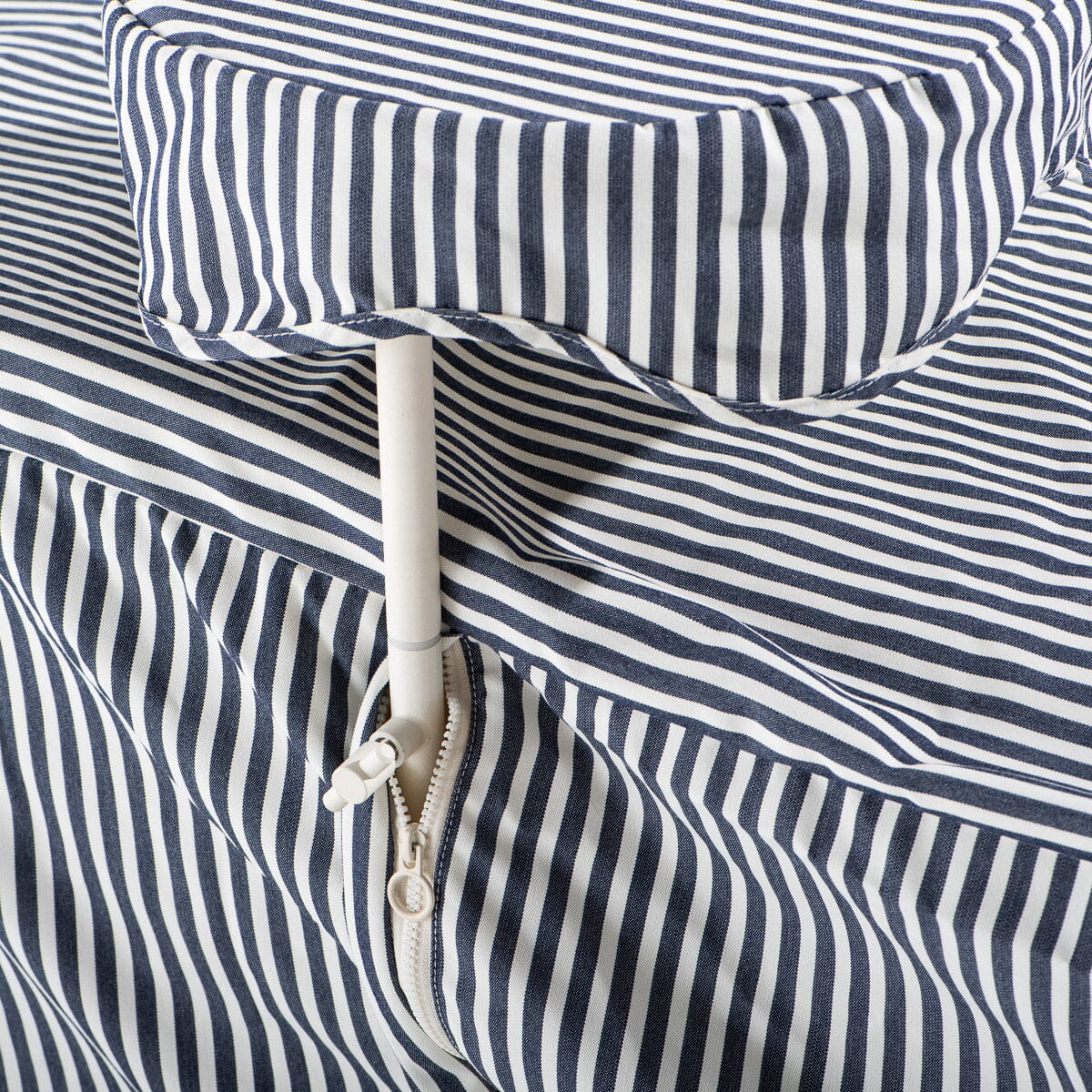 The Sun Lounger Cover - Image 3