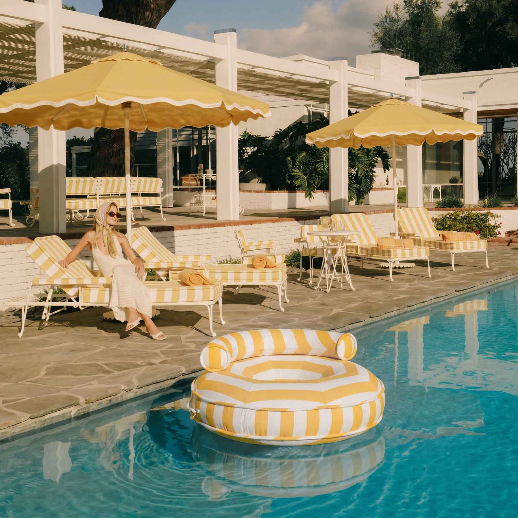 The Canvas Pool Ring - Image 2