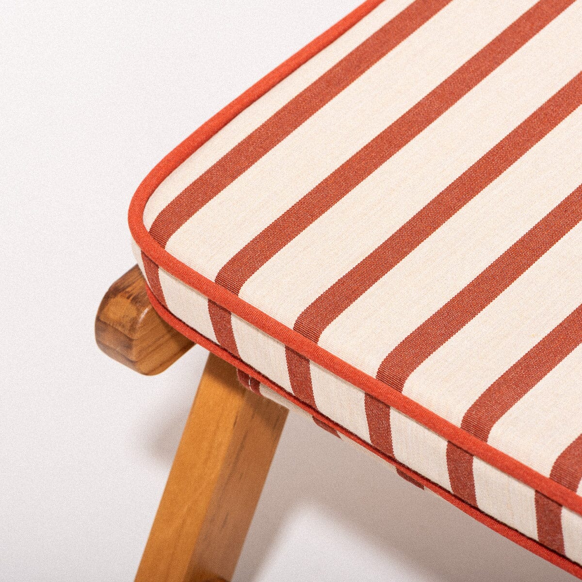 The Club Chair - Image 11