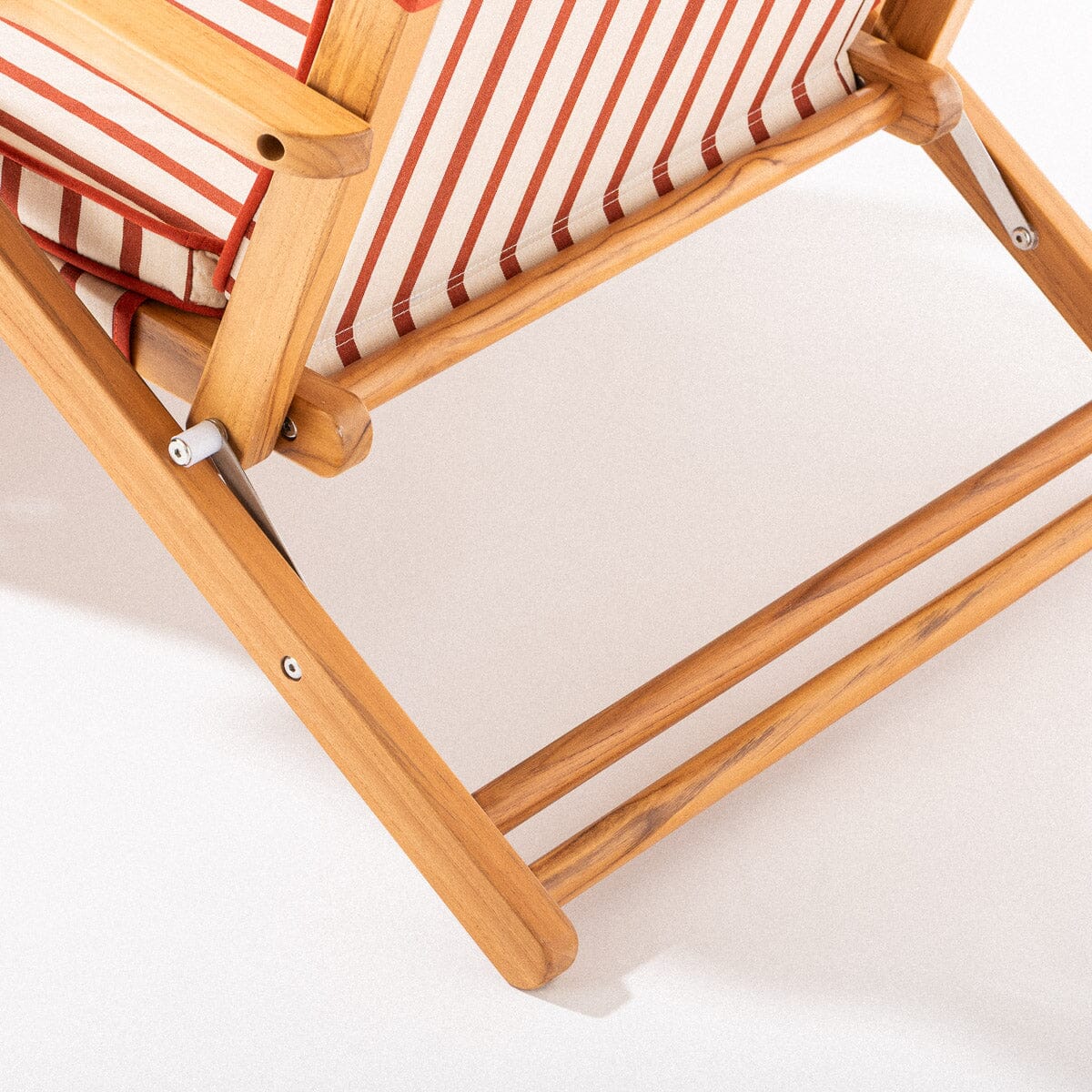 The Club Chair - Image 9