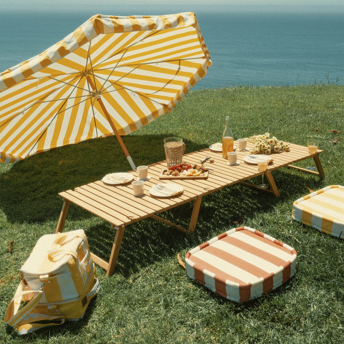 The Long Folding Table - Image 2