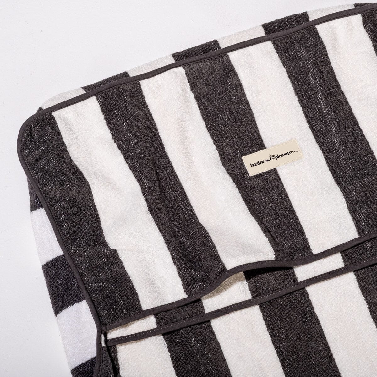 The Lounger Towel - Image 4