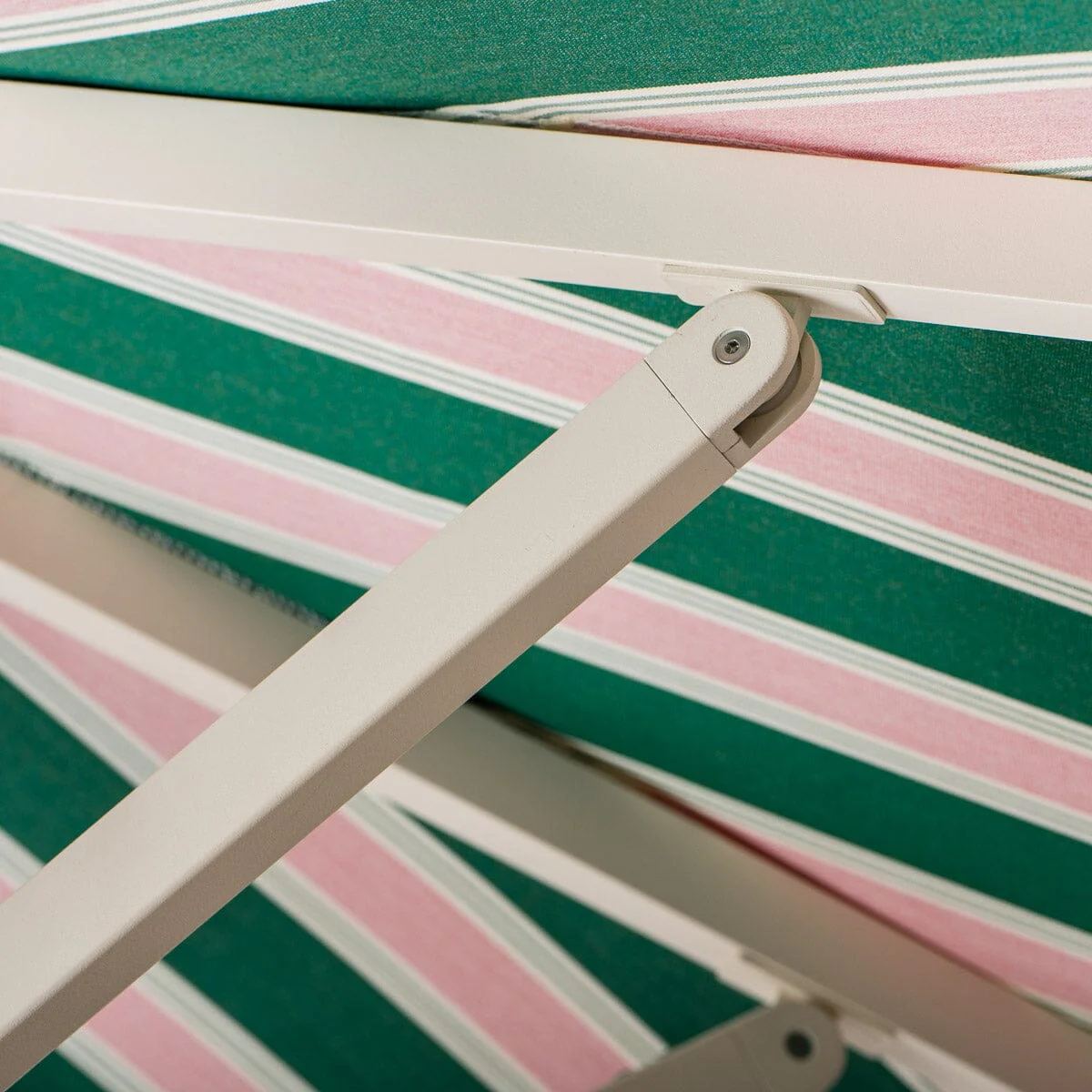 The Resort Market Umbrella - Image 7