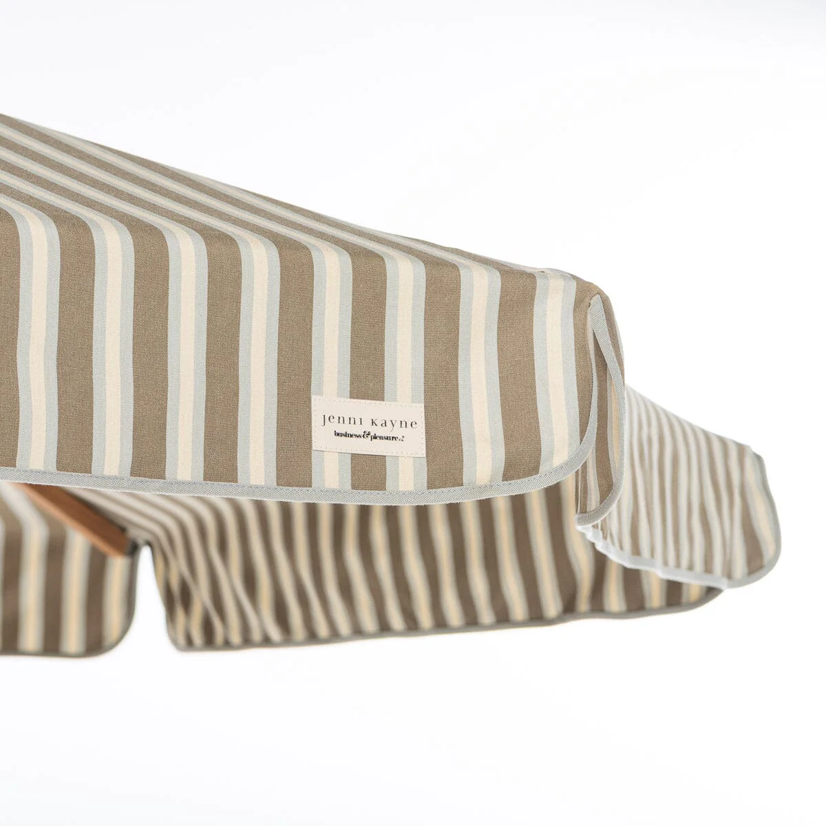 The Resort Market Umbrella x Jenni Kayne - Image 6