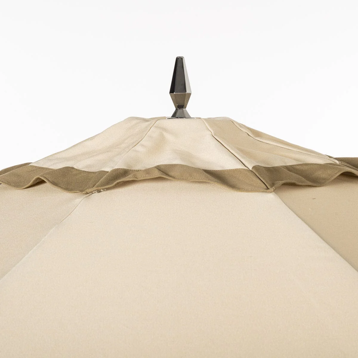 The Resort Market Umbrella x Jenni Kayne - Image 5