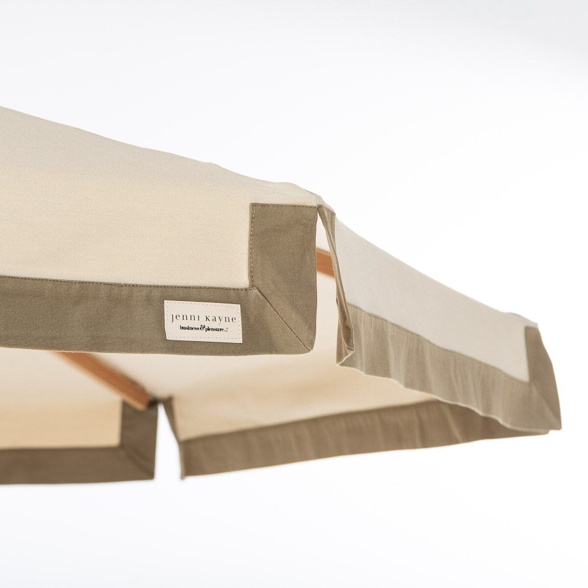 The Resort Market Umbrella x Jenni Kayne - Image 6