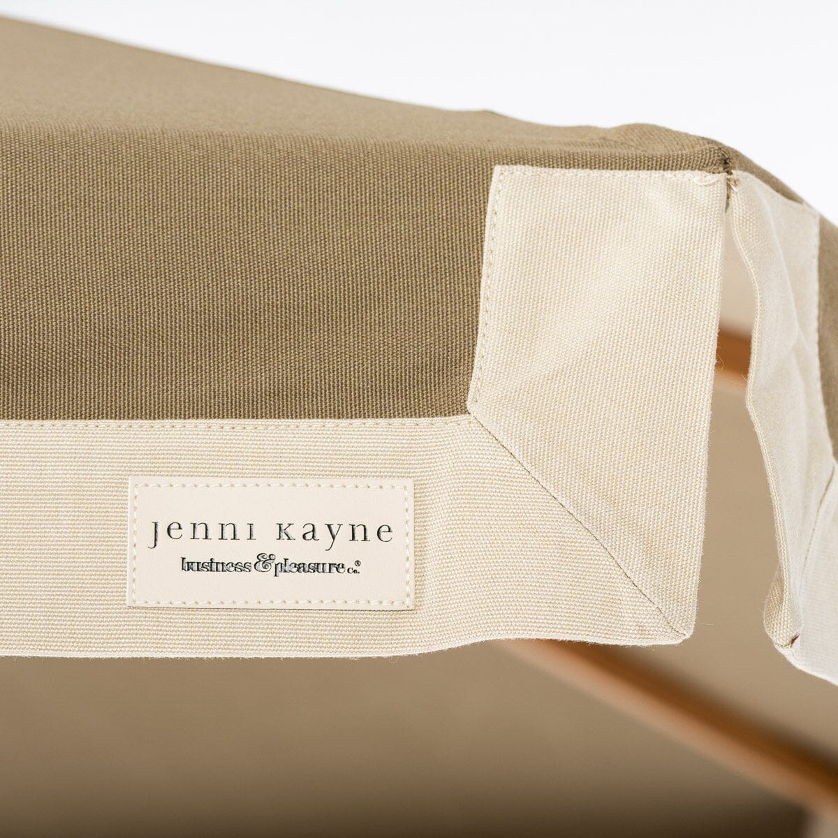 The Resort Market Umbrella x Jenni Kayne - Image 10