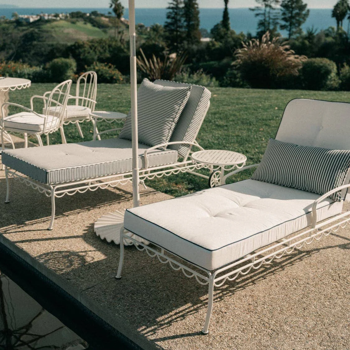 The Al Fresco Sun Lounger Frame - Image 13
