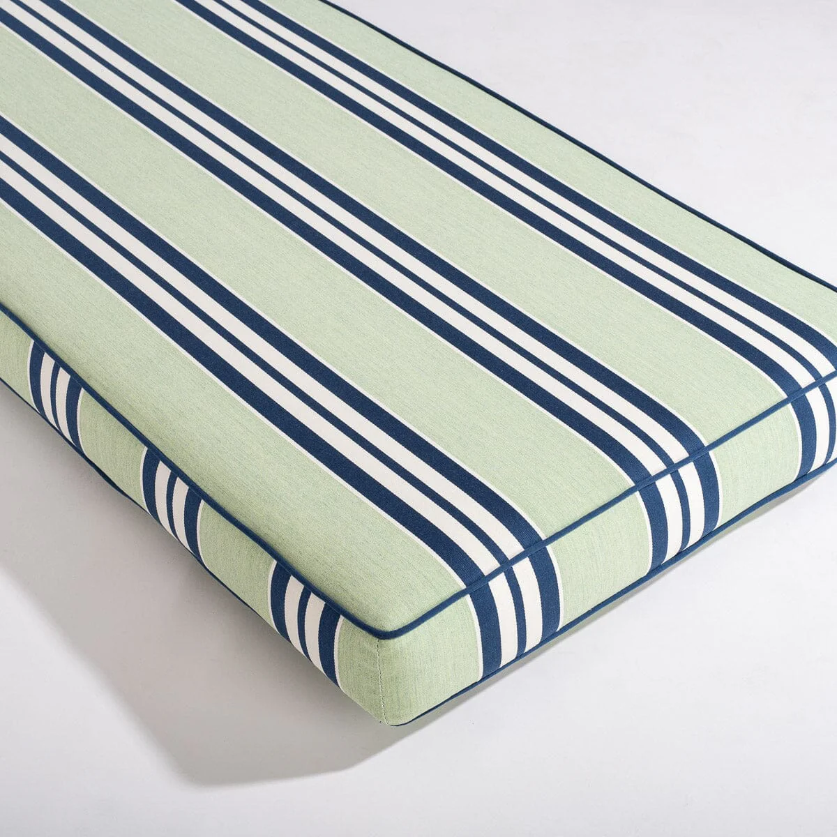 The Sun Lounger Slip Cover x Julia Berolzheimer - Image 3