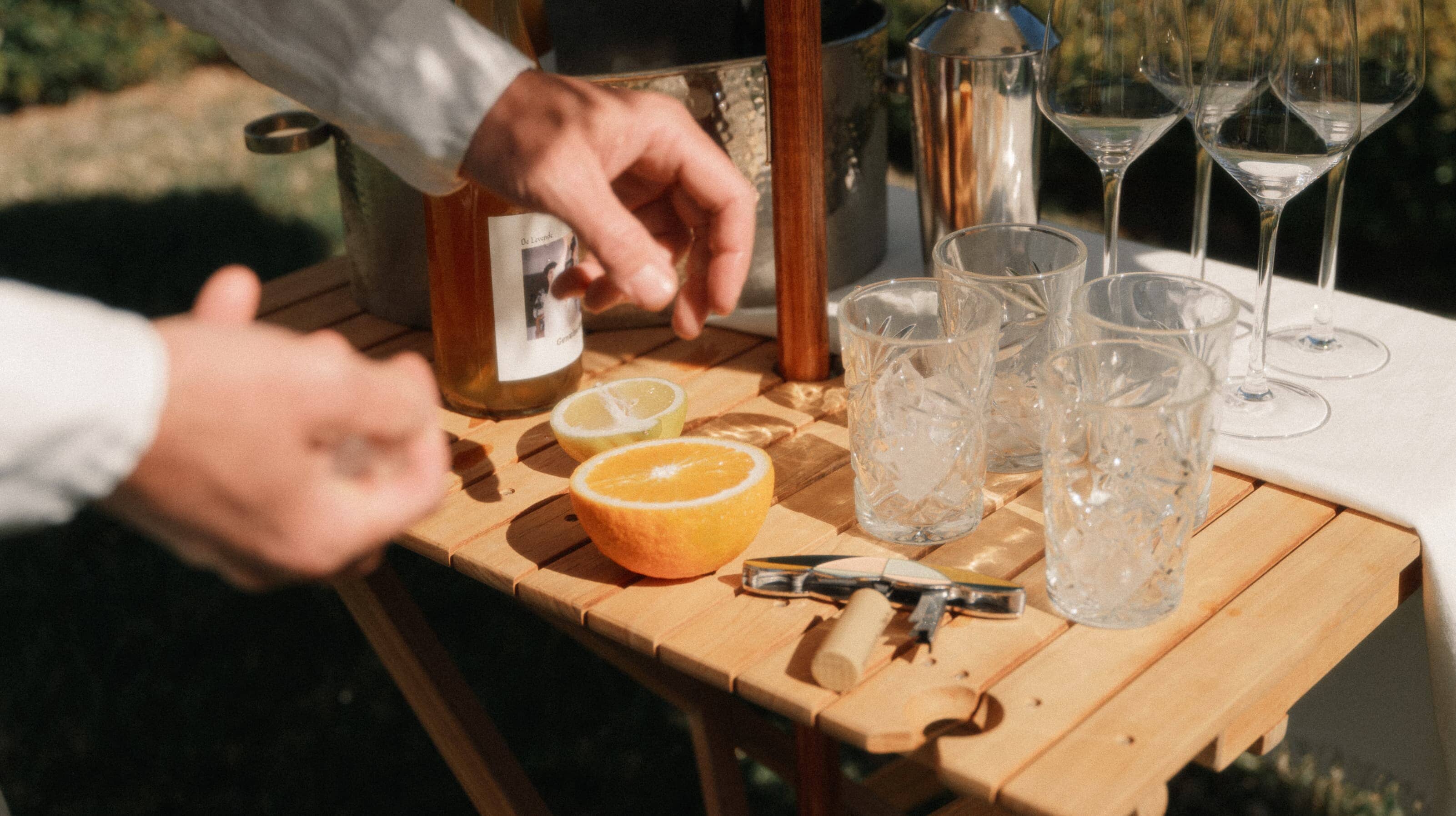 The Tall Folding Table - Image 9