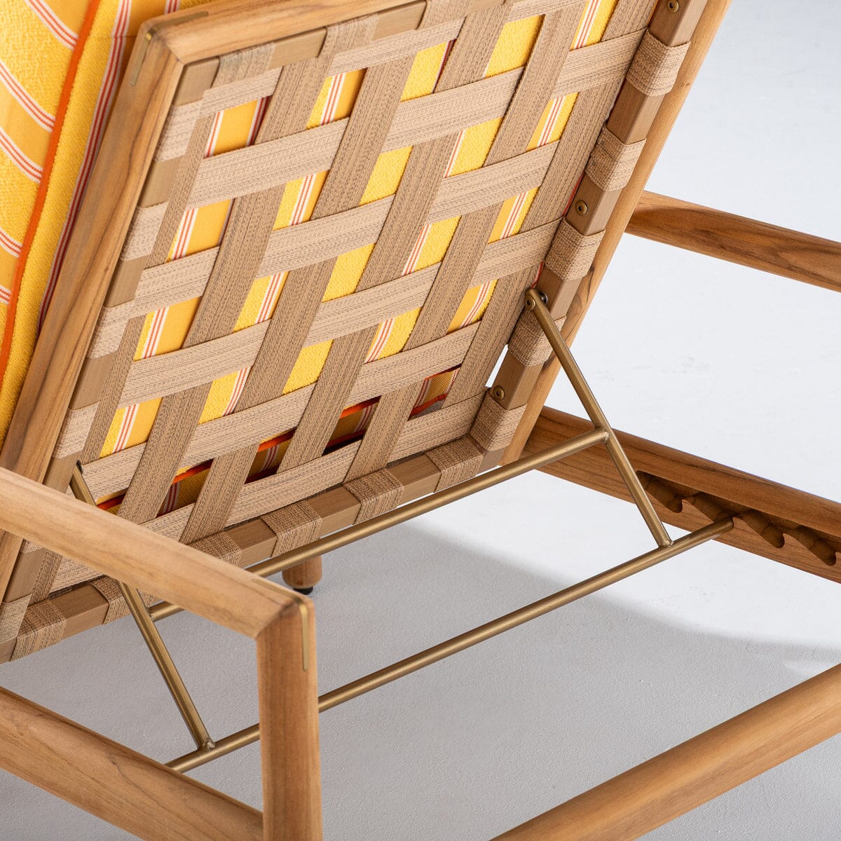 The WES Sun Lounger - Image 6